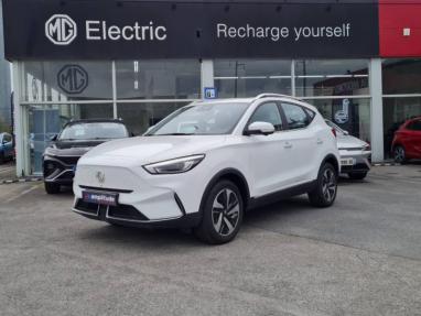 Voir le détail de l'offre de cette MG MOTOR ZS EV 156ch - 70kWh Luxury de 2024 en vente à partir de 30 999 € 