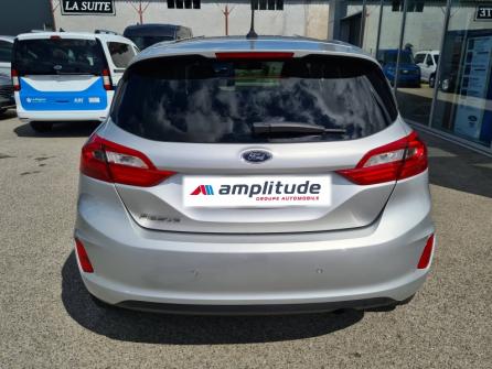 FORD Fiesta 1.0 EcoBoost 100ch Stop&Start Titanium 5p Euro6.2 à vendre à Oyonnax - Image n°6