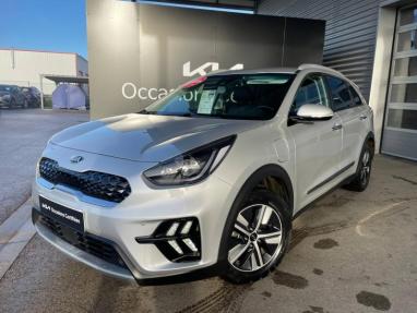 Voir le détail de l'offre de cette KIA Niro 1.6 GDi 105ch ISG + Plug-In 60.5ch Design DCT6 MY22 de 2022 en vente à partir de 239.11 €  / mois