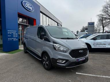 Voir le détail de l'offre de cette FORD Transit Custom Fg 300 L2H1 2.0 EcoBlue 170 Active de 2024 en vente à partir de 39 990 € 