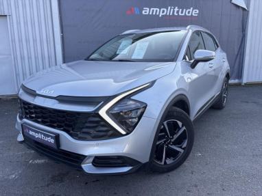 Voir le détail de l'offre de cette KIA Sportage 1.6 T-GDi 230ch HEV  Active BVA6 4x2 de 2022 en vente à partir de 290.61 €  / mois