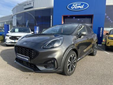 Voir le détail de l'offre de cette FORD Puma 1.0 EcoBoost 125ch S&S mHEV ST-Line Powershift de 2023 en vente à partir de 242.92 €  / mois