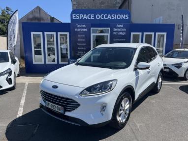 Voir le détail de l'offre de cette FORD Kuga 2.5 Duratec 190ch FHEV E85 Titanium BVA de 2022 en vente à partir de 239.22 €  / mois