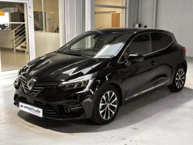 Voir le détail de l'offre de cette RENAULT Clio 1.6 E-Tech hybride 145ch Techno de 2022 en vente à partir de 167.64 € / mois