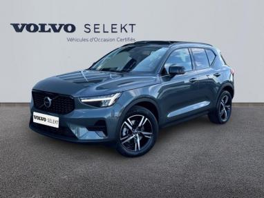 Voir le détail de l'offre de cette VOLVO XC40 B3 163ch Lounge Edition DCT 7 de 2025 en vente à partir de 45 489 € 