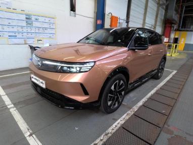 Voir le détail de l'offre de cette OPEL Grandland X Electric 213ch Batterie 82 kWh GS de 2024 en vente à partir de 354.81 €  / mois