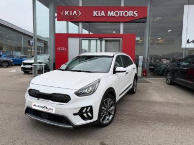 Voir le détail de l'offre de cette KIA Niro 1.6 GDi 105ch ISG + Ã©lectrique 43.5ch Lounge DCT6 MY22 de 2022 en vente à partir de 235.34 €  / mois