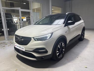 Voir le détail de l'offre de cette OPEL Grandland X 1.2 Turbo 130ch Design Line 113g de 2019 en vente à partir de 214.64 €  / mois
